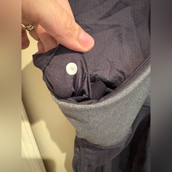 Lululemon Power Dance Tank size 8 - Picture 3 of 3